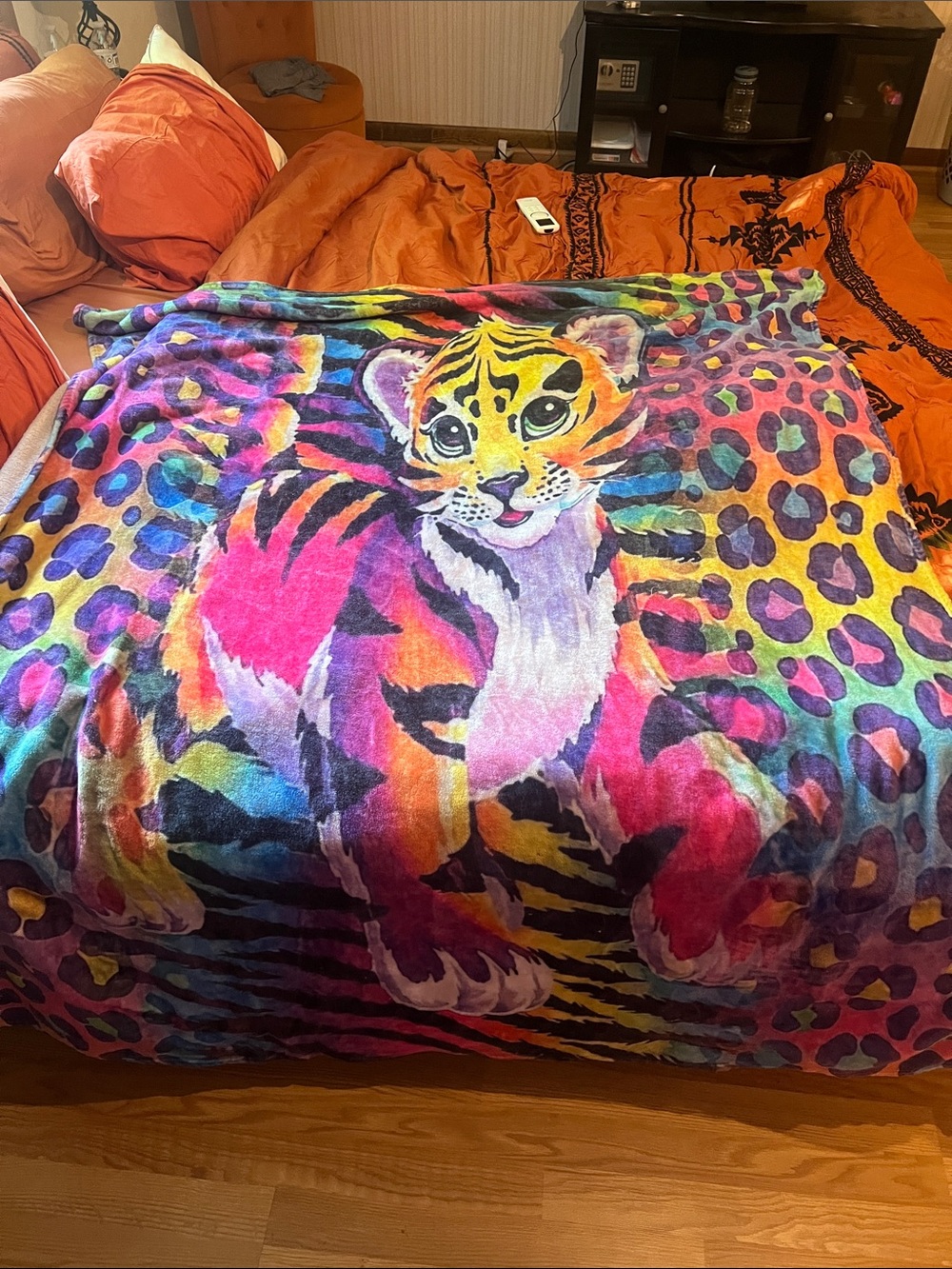 Y2K Lisa frank Vibrant Multi-Color Tiger Print Plush Throw Blanket